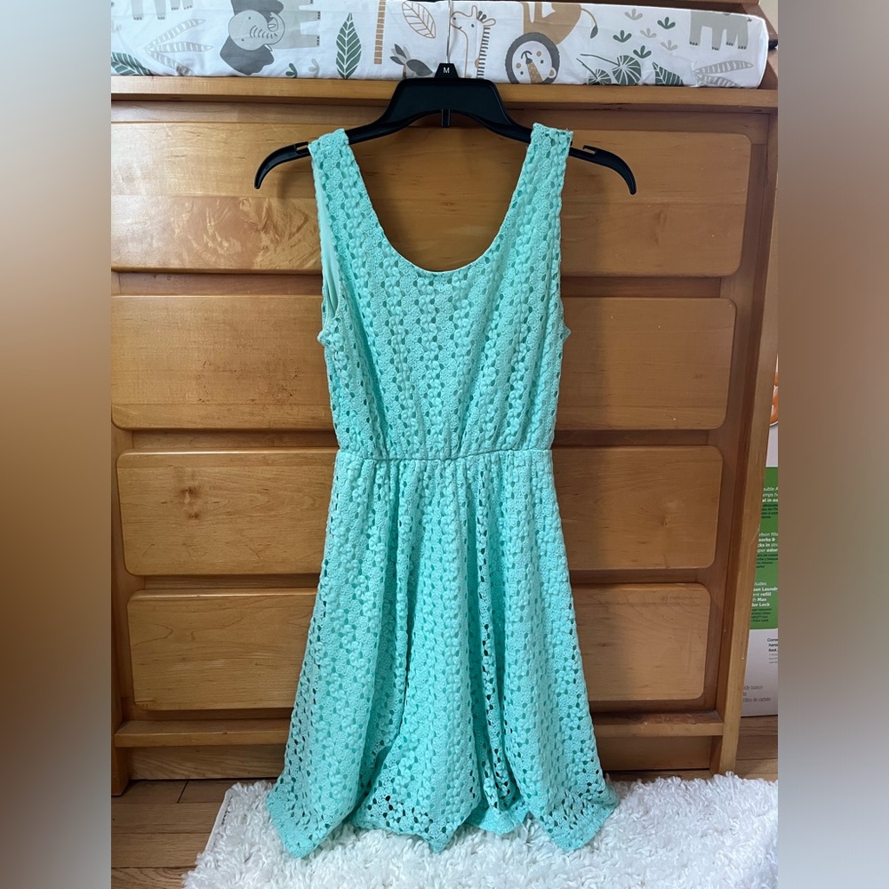 Lace/ eyelet dress